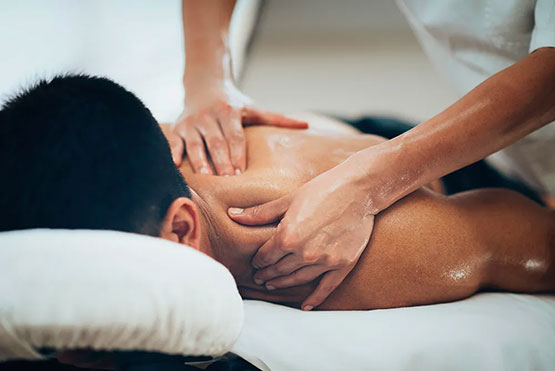 LEVEL 3 DIPLOMA IN SPORTS MASSAGE THERAPY Image 2